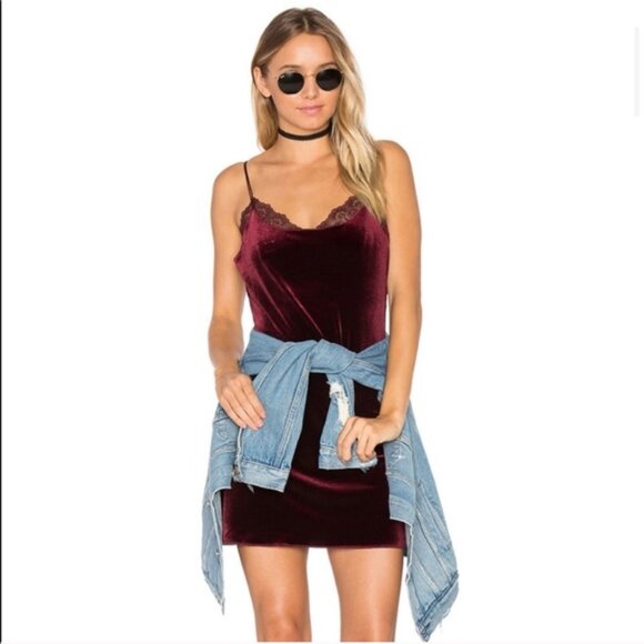 Free People Dresses & Skirts - Free People Yasmine Velvet Lace Slip Dress Burgundy Size Medium